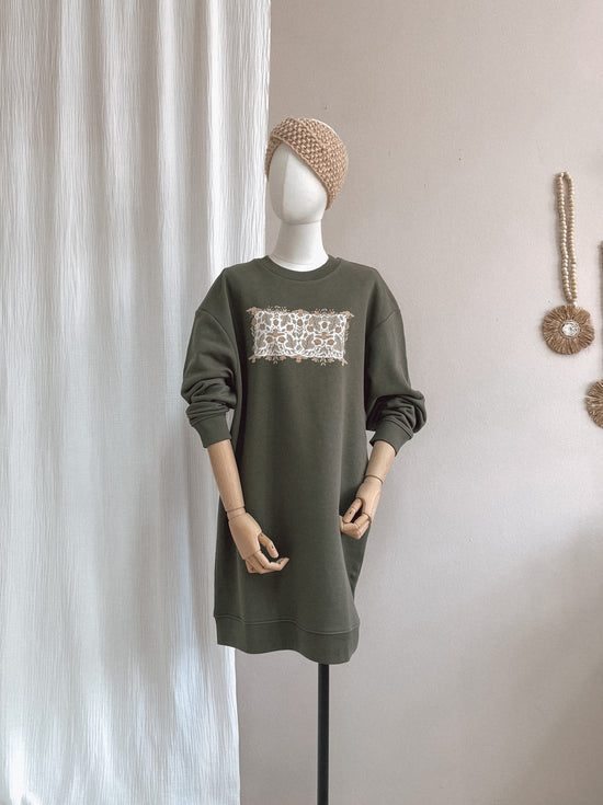 Oversized sweatshirt dress / Ecru botanical owls / rosemary