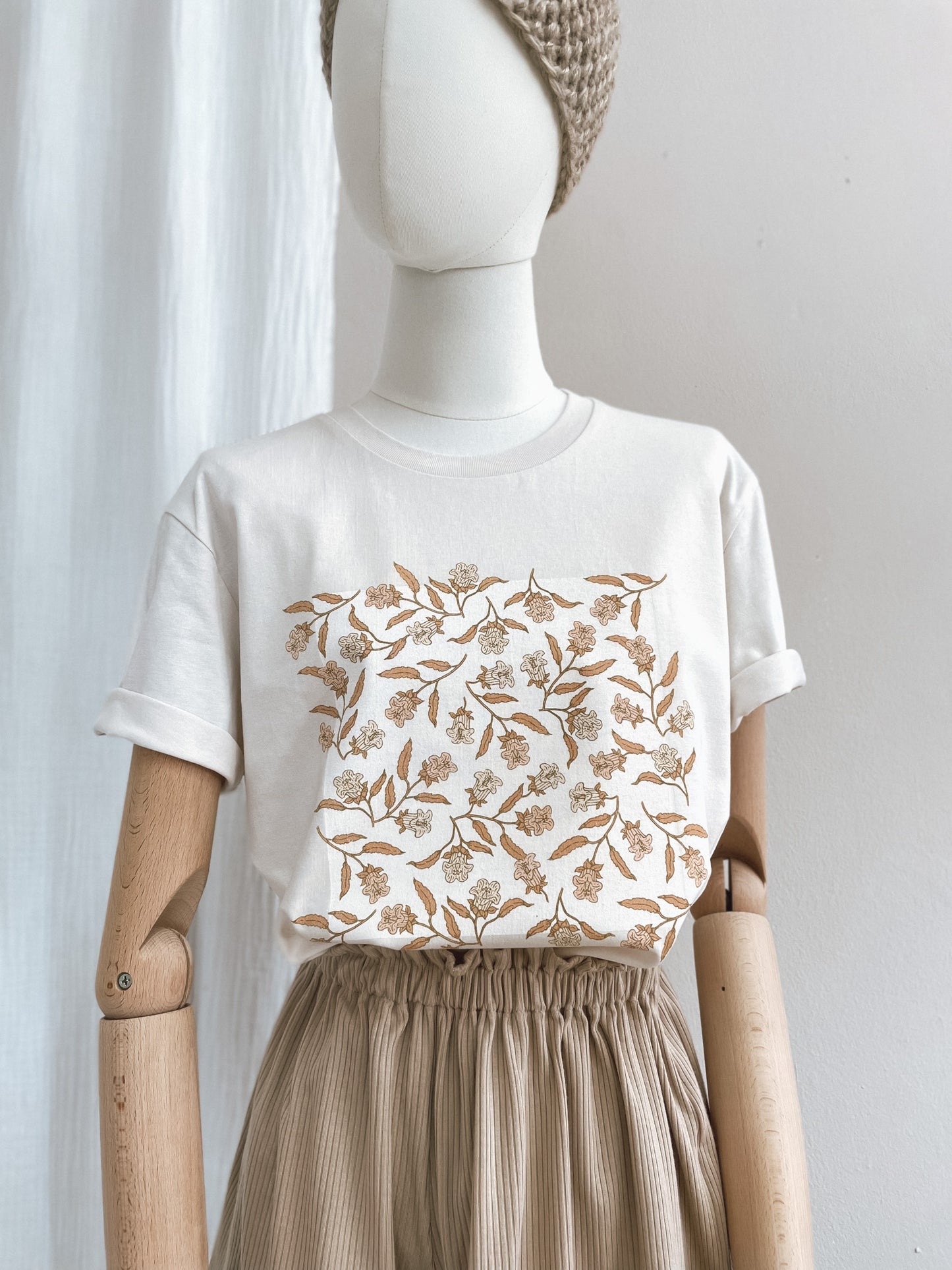 T-shirt / Bell Flowers / vintage white