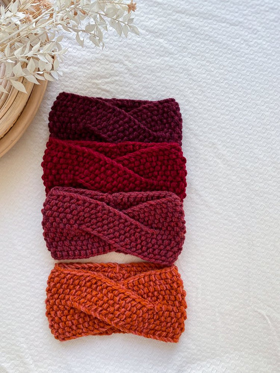 Knitted headband  / shades of red