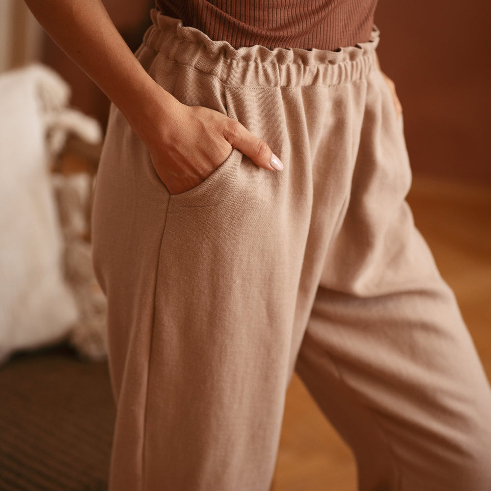 
                      
                        Long Poppy pants / Linen - Beige
                      
                    