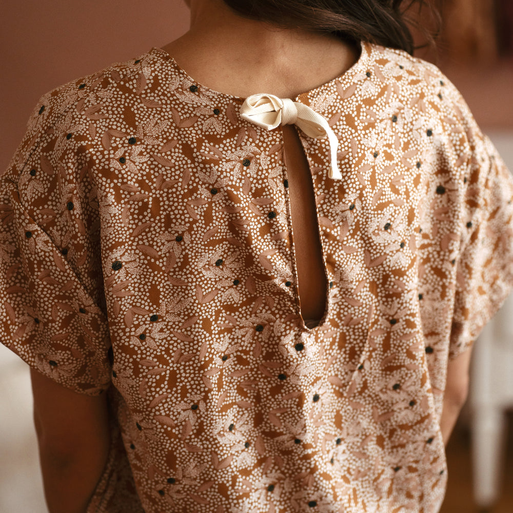 Lena top / blush floral dots