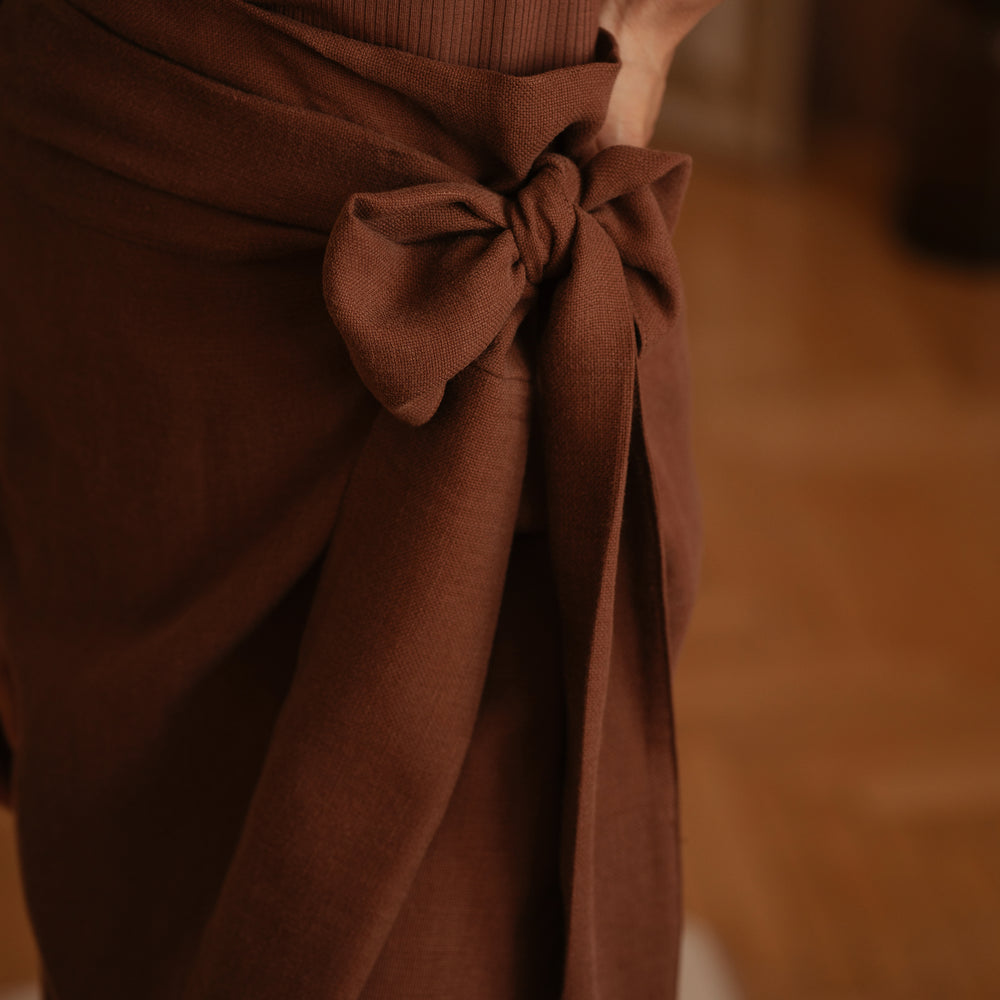 Gia Wrap Skirt / Linen - Chocolate