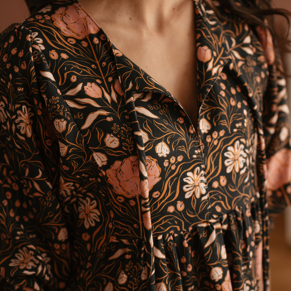 
                      
                        Malani dress / Rose & Peach Floral
                      
                    