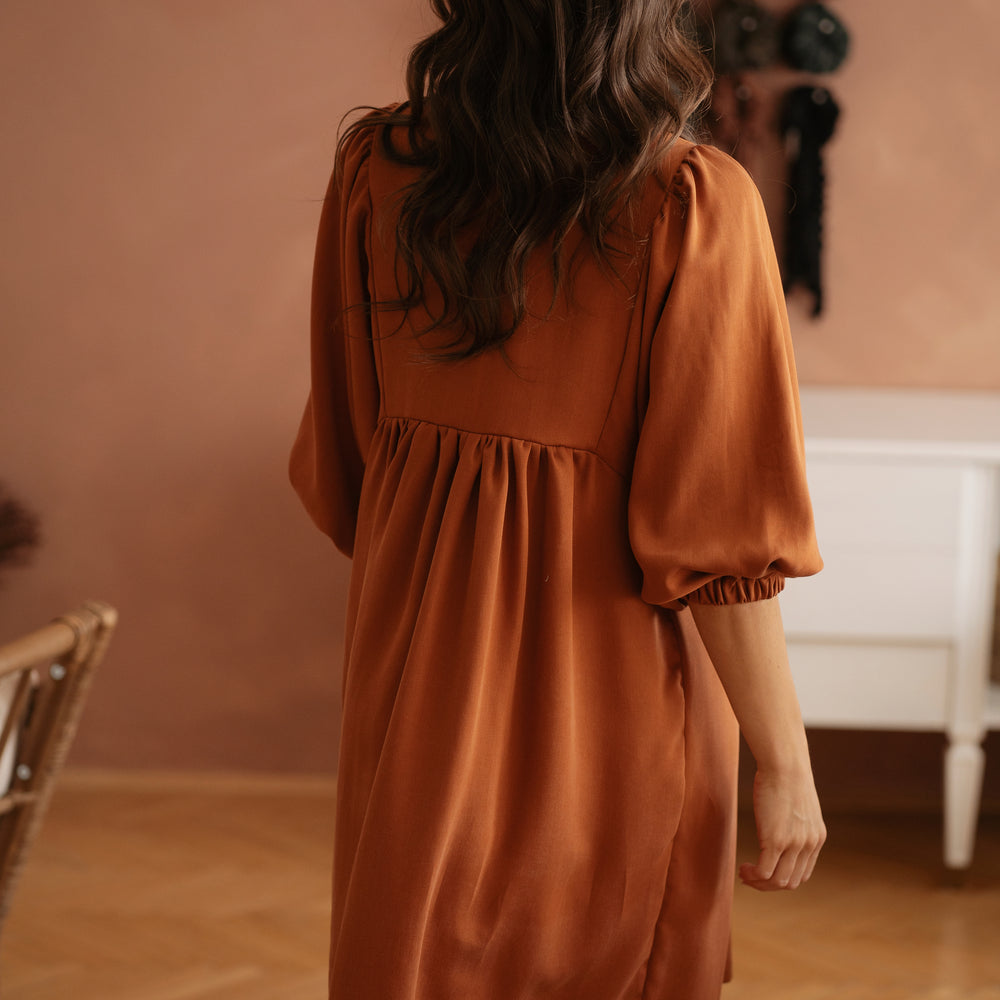 
                      
                        Malani dress / Burnt orange
                      
                    