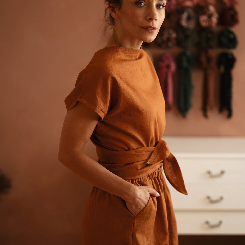 
                      
                        Poppy kratke hlače / burnt orange
                      
                    