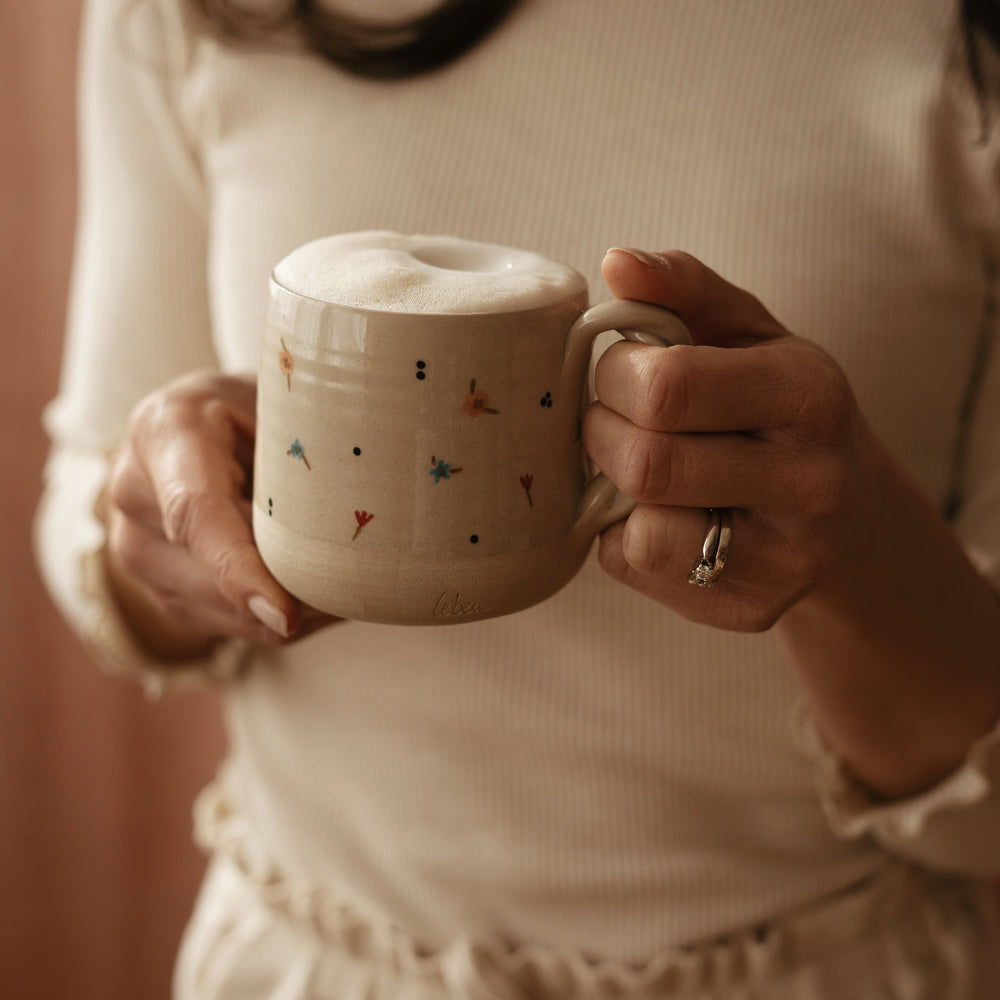 Coffee mug - tiny flowers