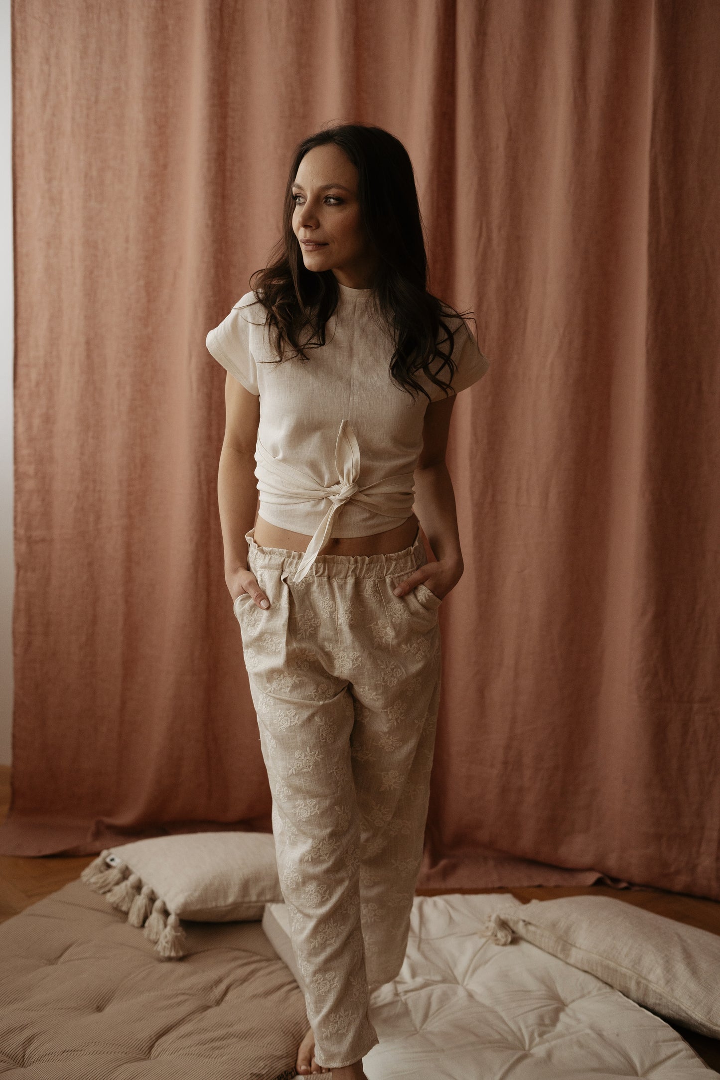 Long Poppy pants / embroidered linen