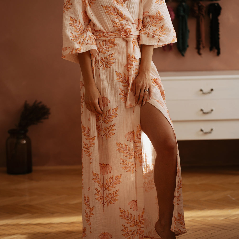 
                      
                        Muslin robe / large floral
                      
                    