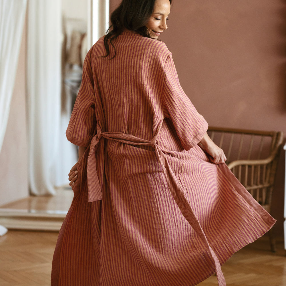 Muslin robe / stripes - honey raspberry