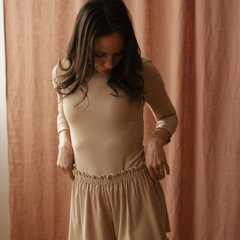 
                      
                        Modal rebrasti top s 3/4 rokavi / sand
                      
                    