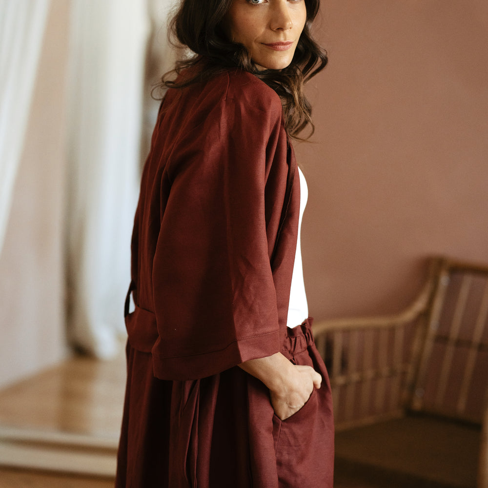 
                      
                        Halja iz muslina / Burgundy linen
                      
                    