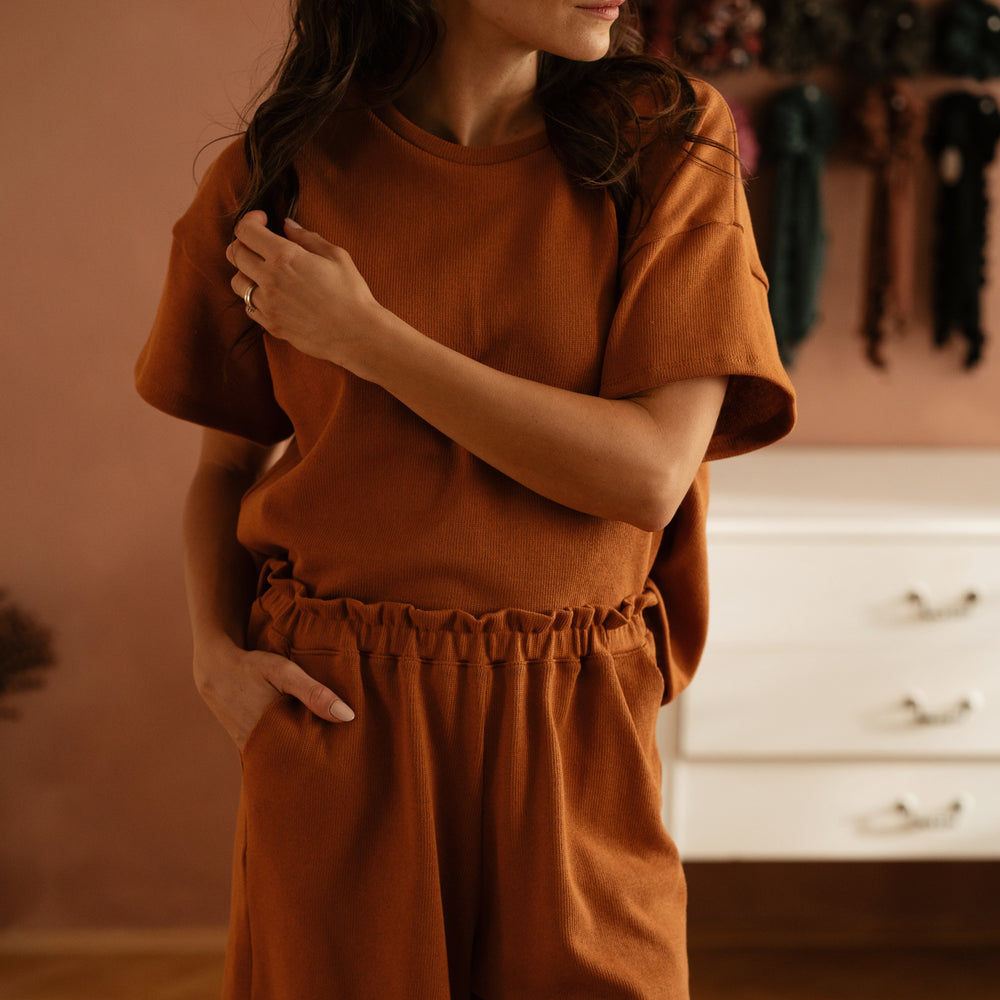 
                      
                        Amelie top / cotton knit - burnt orange
                      
                    