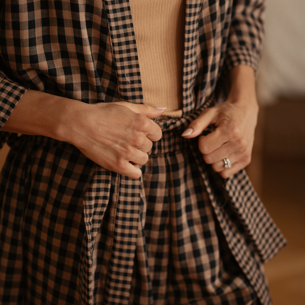 
                      
                        Muslin robe / Checkers
                      
                    