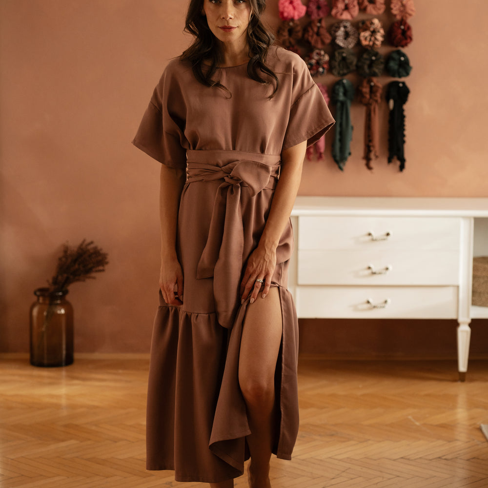 
                      
                        Ciarra dress / Dark rose
                      
                    