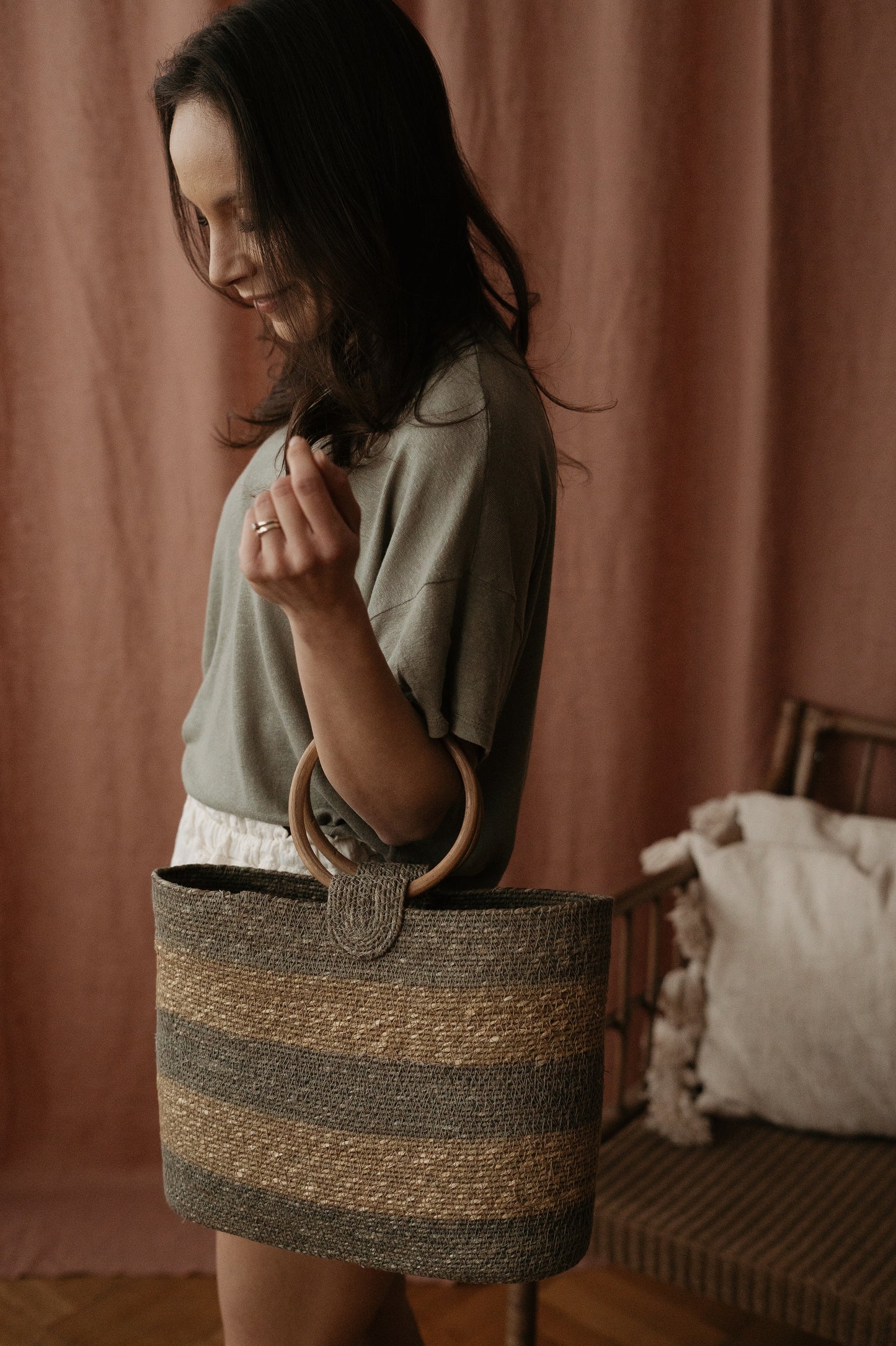 Grass handbag /  dusty grey + natural