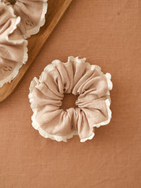 Scrunchie / Linen ruffles - Powder