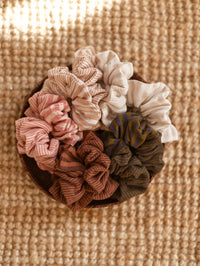 Scrunchie / Colorblock Stripes