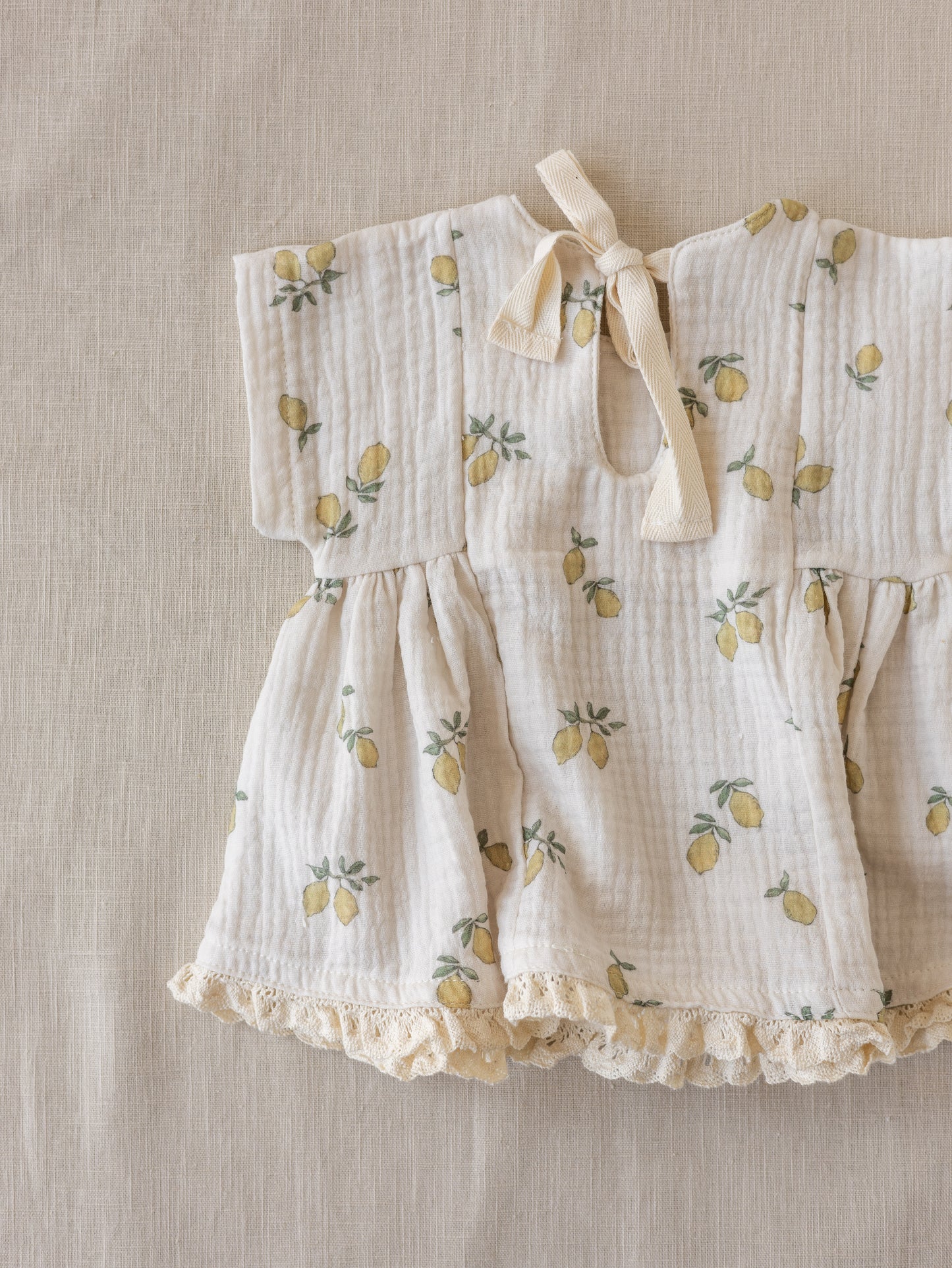 Malia baby dress / lemons + lace