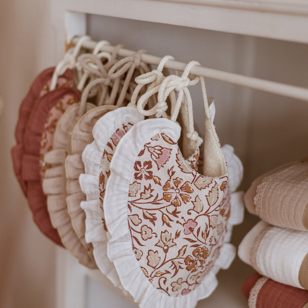 
                      
                        Baby bib /  Ivory & Rose Florals
                      
                    