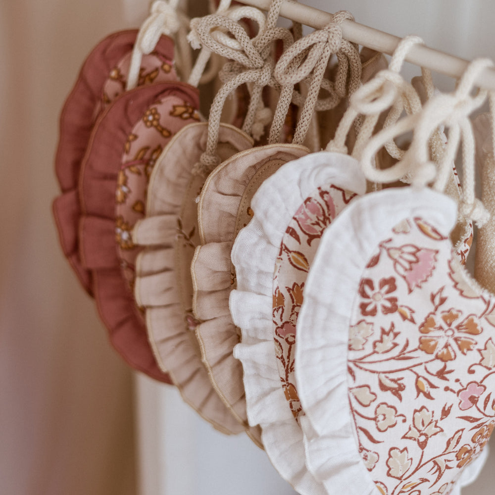 
                      
                        Baby bib / Beige & Blush Florals
                      
                    