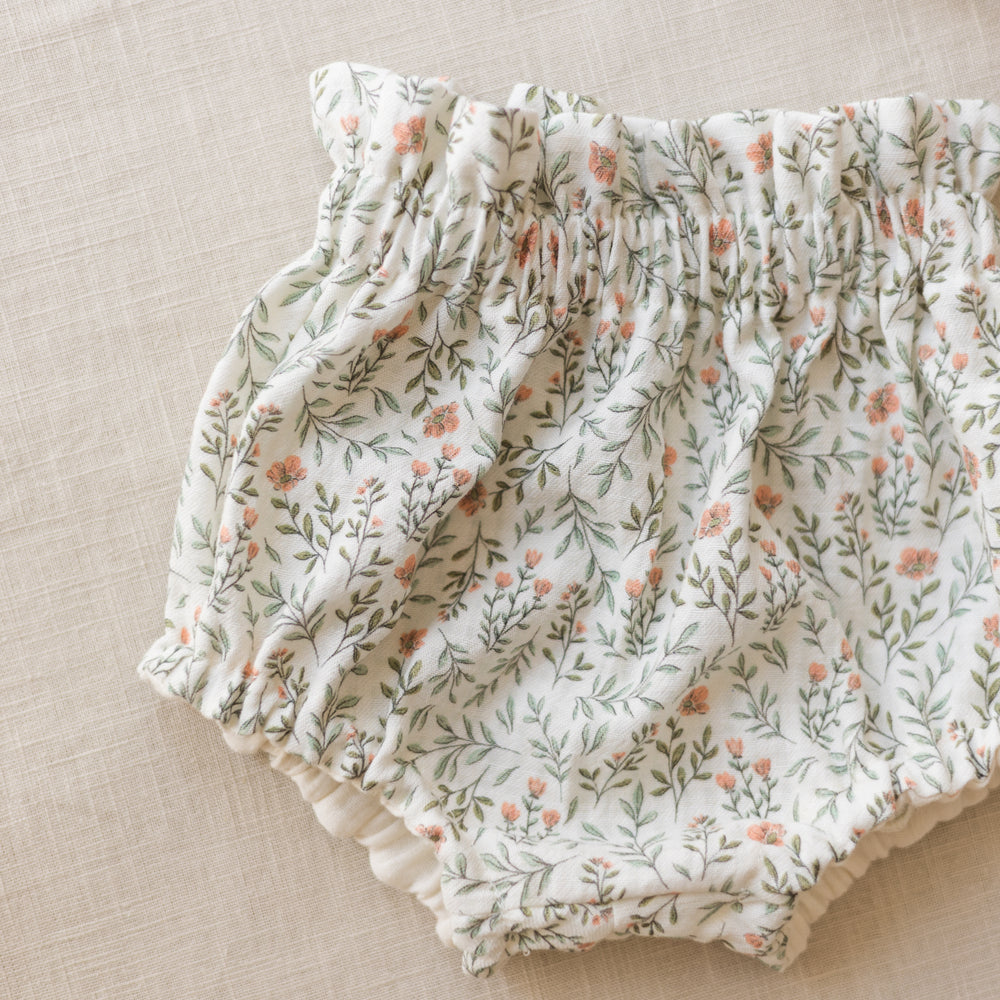 
                      
                        LIMITED EDITION * Baby bloomers / soft branches - rose
                      
                    