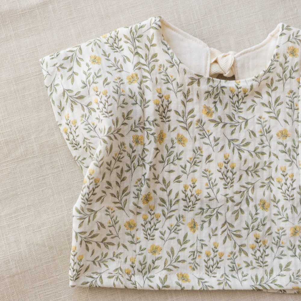 
                      
                        LIMITED EDITION * Muslin top / soft branches - yellow
                      
                    