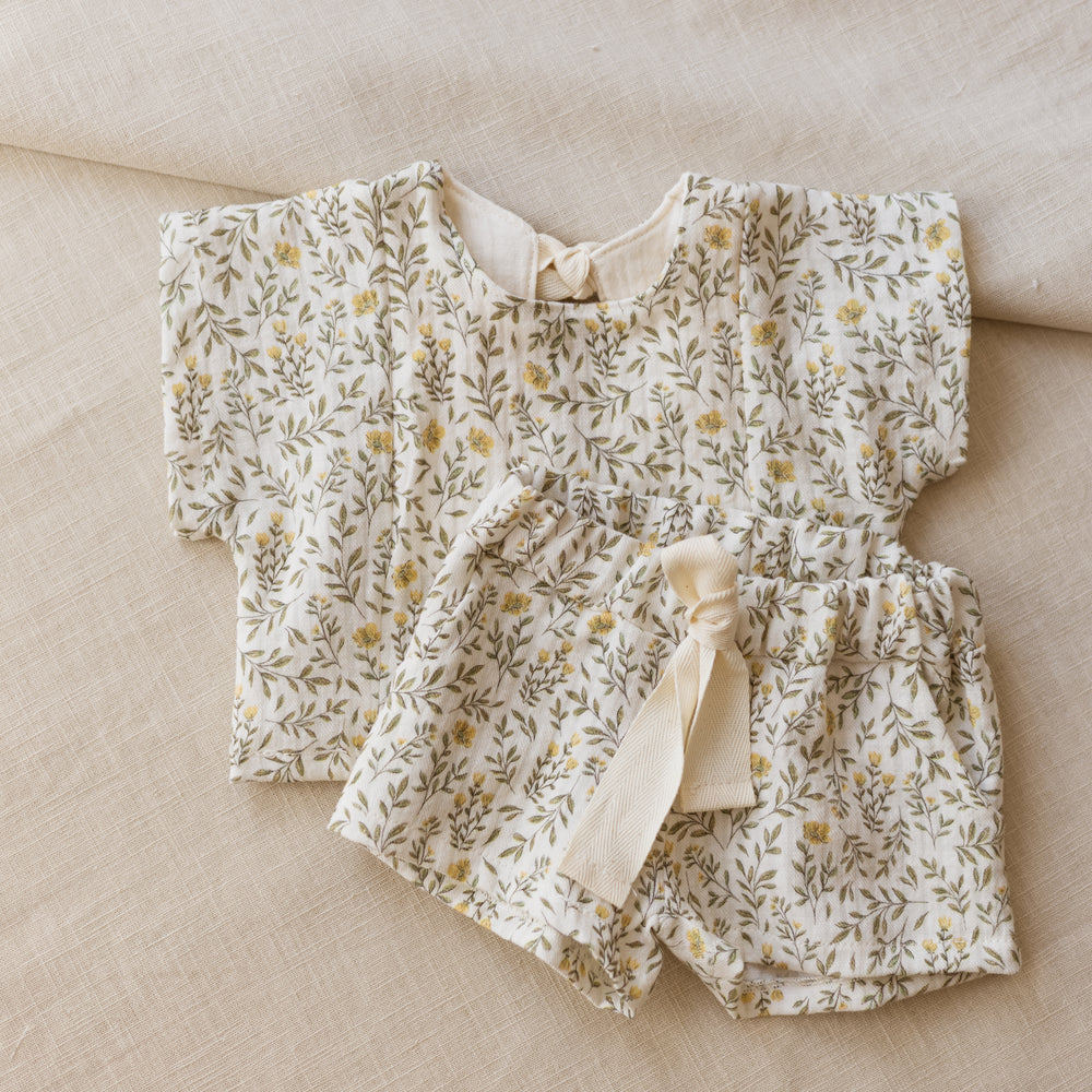 
                      
                        LIMITED EDITION * Muslin shorts / soft branches - yellow
                      
                    