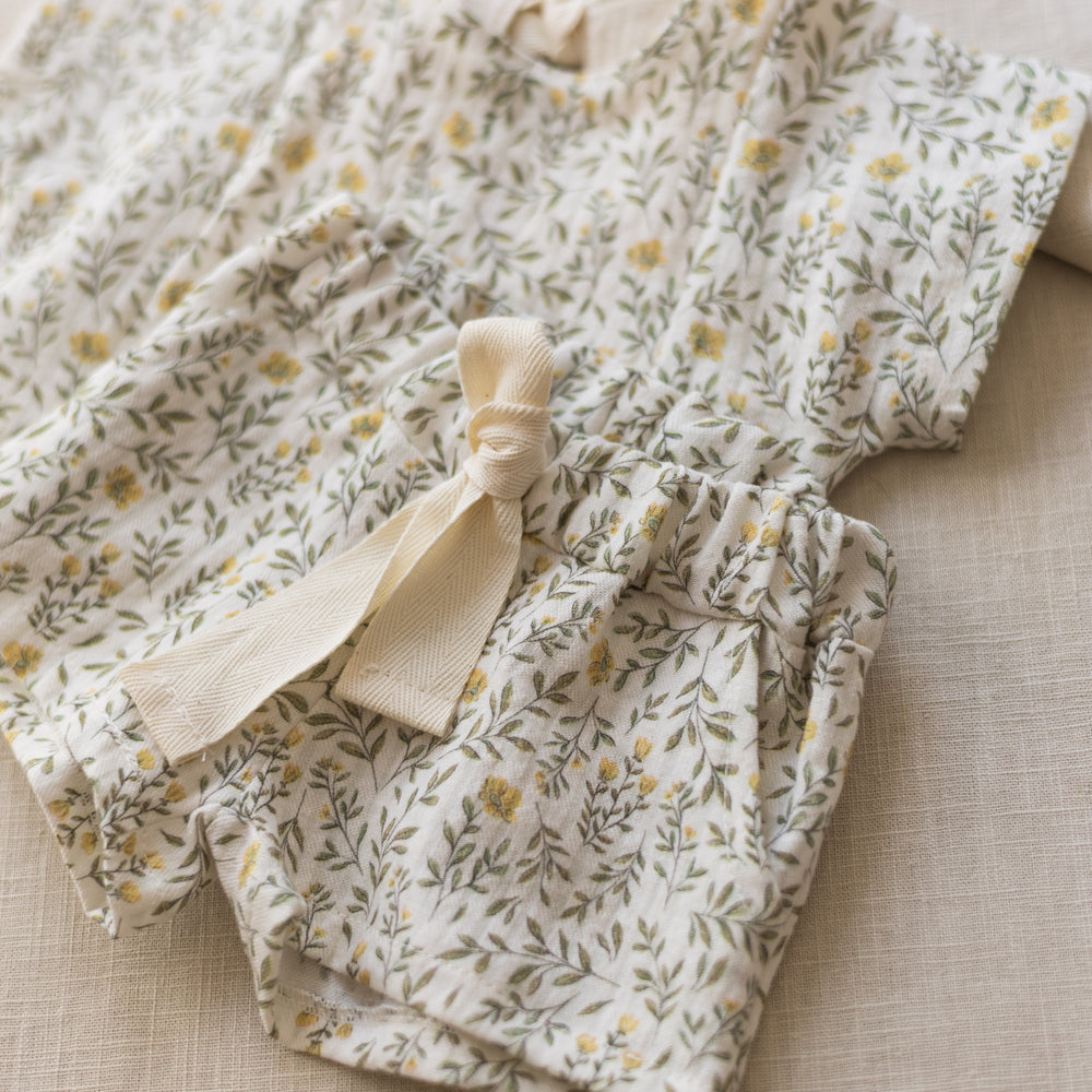 
                      
                        LIMITED EDITION * Muslin shorts / soft branches - yellow
                      
                    