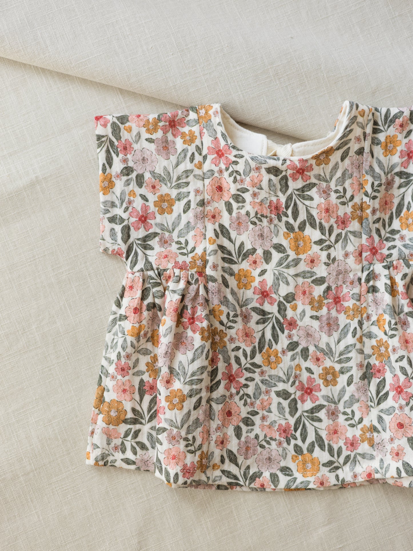 LIMITED EDITION * Malia baby dress / colorful flowers - rose