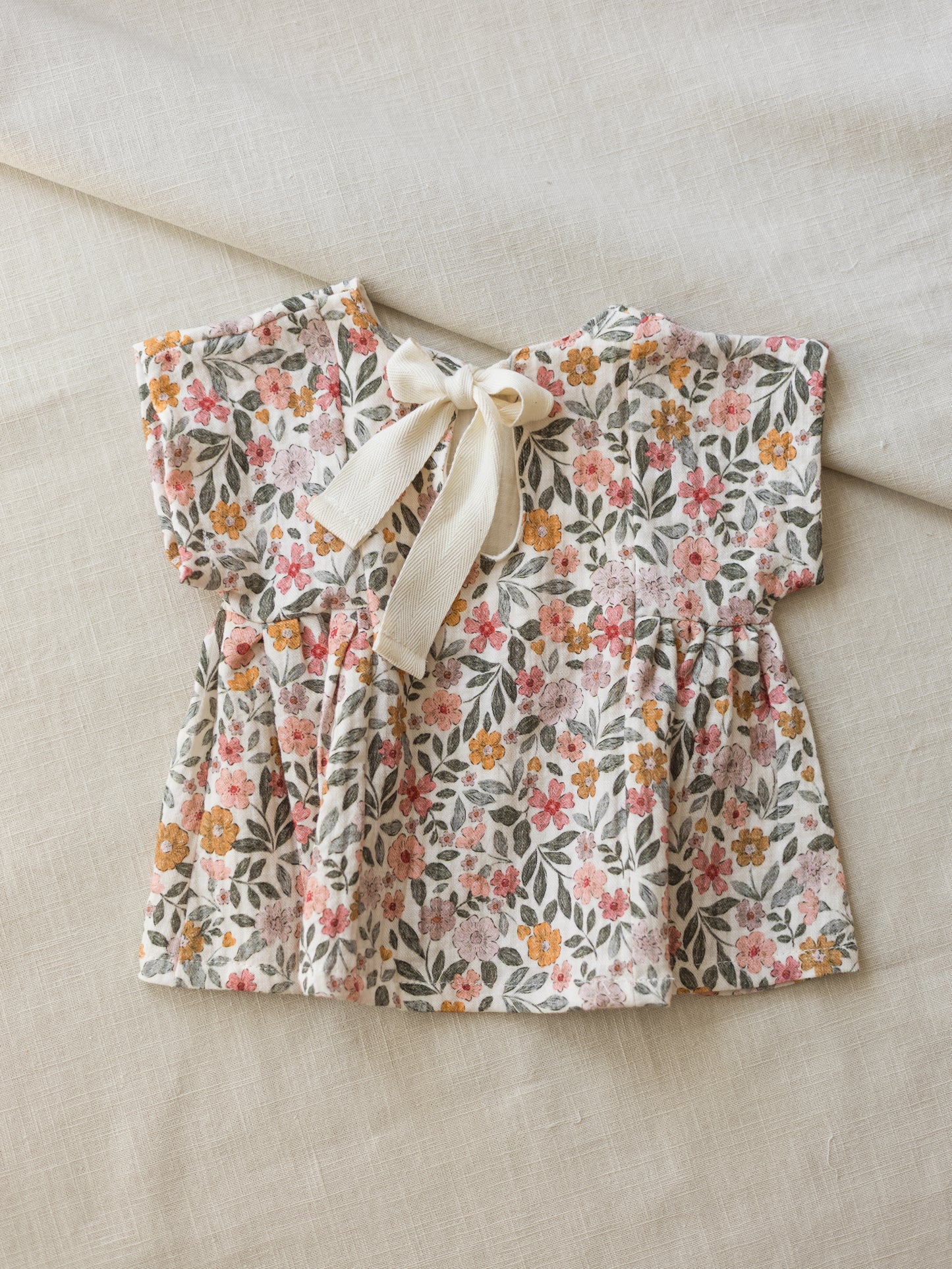 LIMITED EDITION * Malia baby dress / colorful flowers - rose