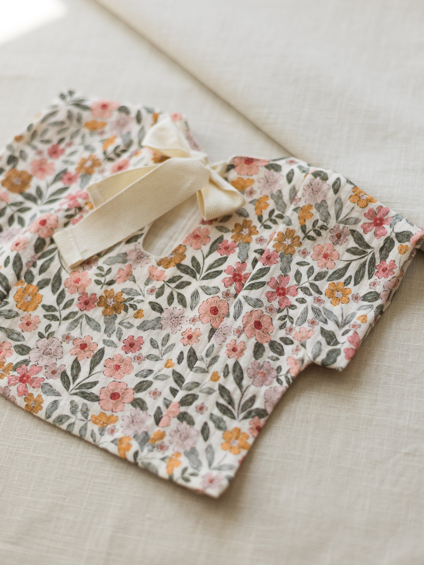 LIMITED EDITION * Muslin top / colorful flowers - rose