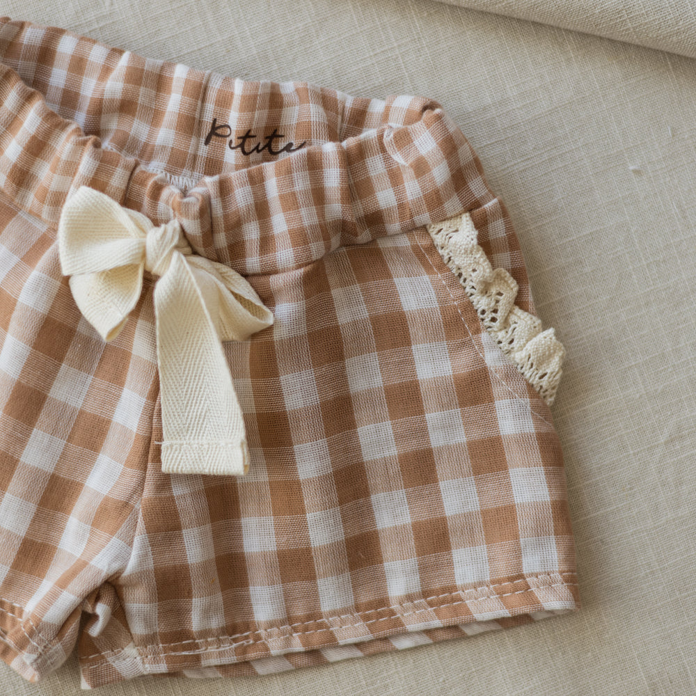 
                      
                        Muslin shorts / checkers - beige
                      
                    