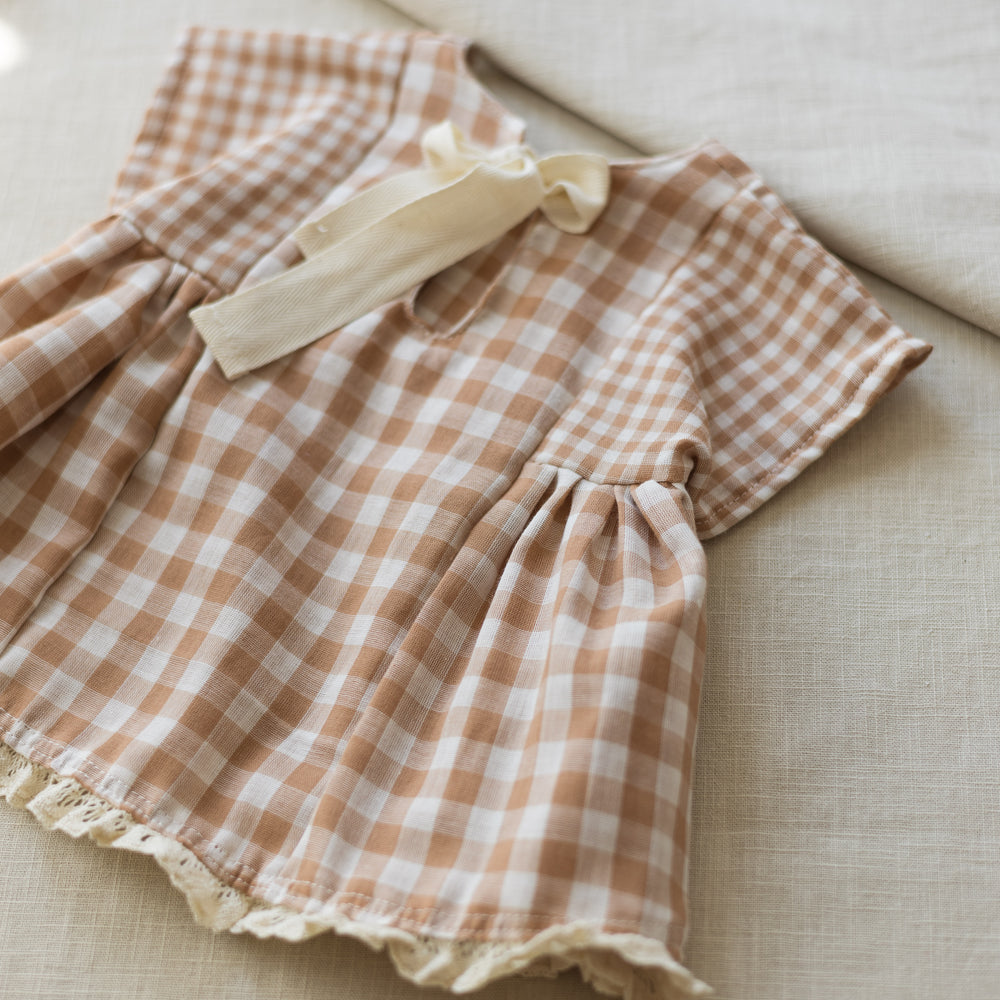 
                      
                        Malia baby dress / checkers - beige
                      
                    