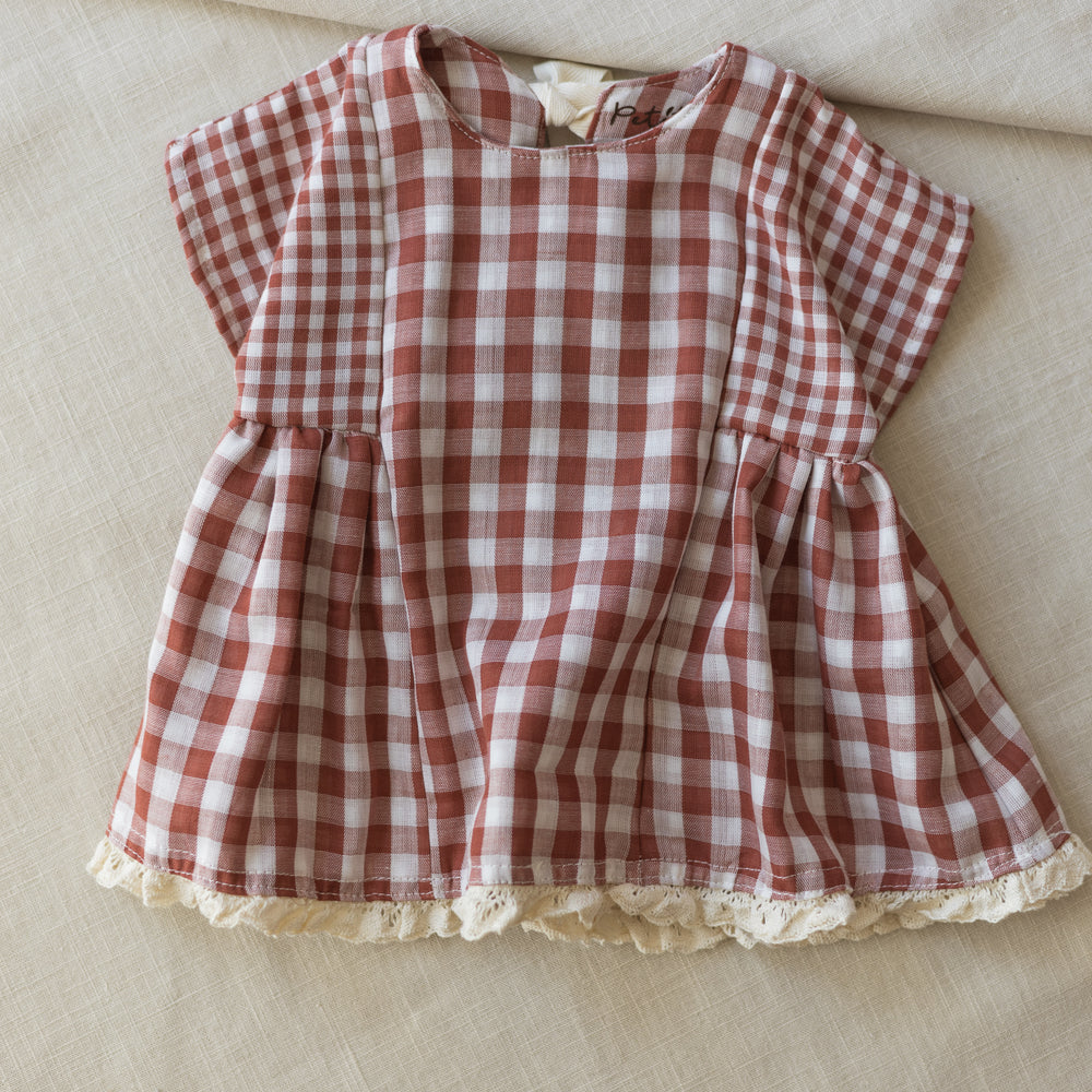 Malia baby dress / checkers - brick