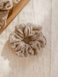 Wide Scrunchie / Delicate Beige Knit
