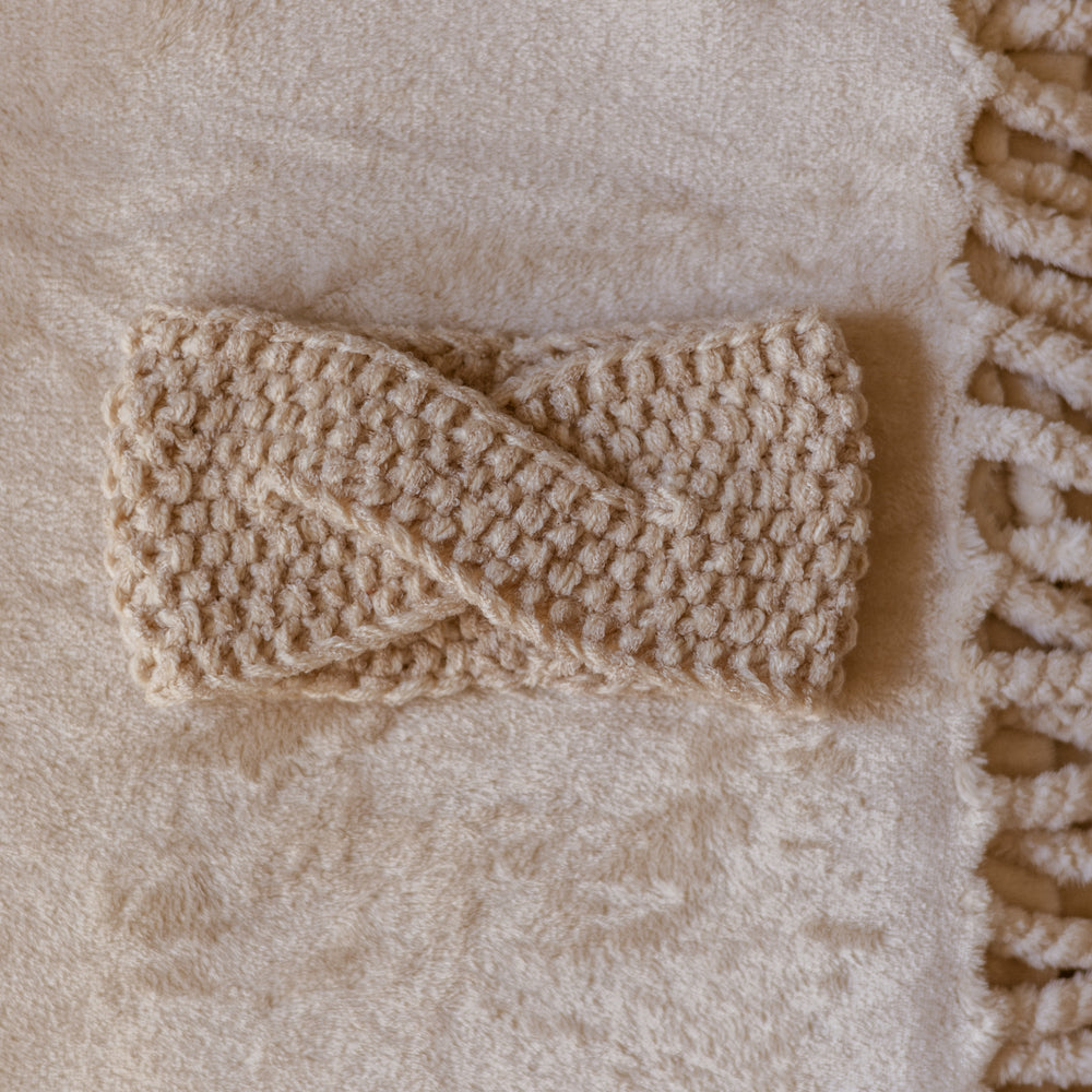 Kids Knitted headband / boucle cream