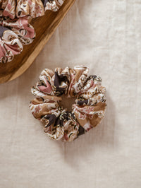 Wide Scrunchie / Midnight Bloom