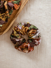 Wide Scrunchie / Silk - Floral Brown