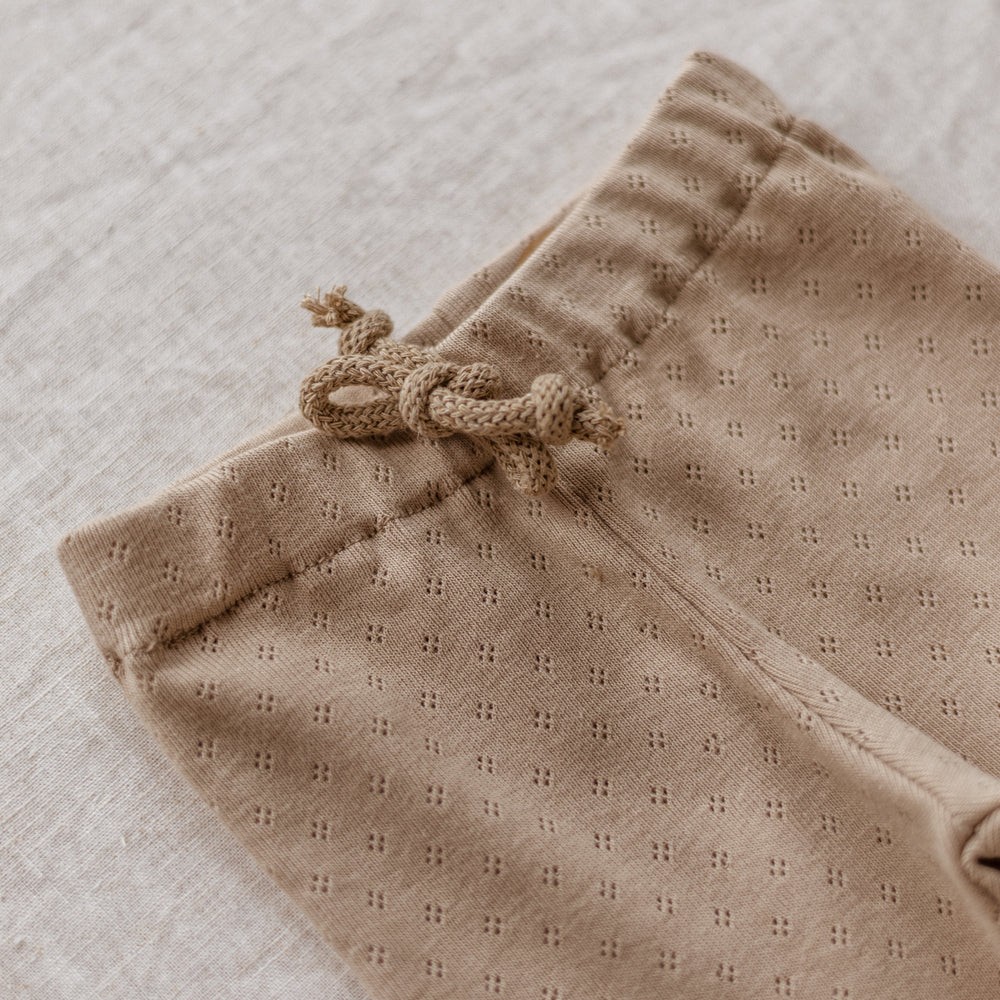 
                      
                        Baby Leggings / Cotton Pointoille - Beige .
                      
                    