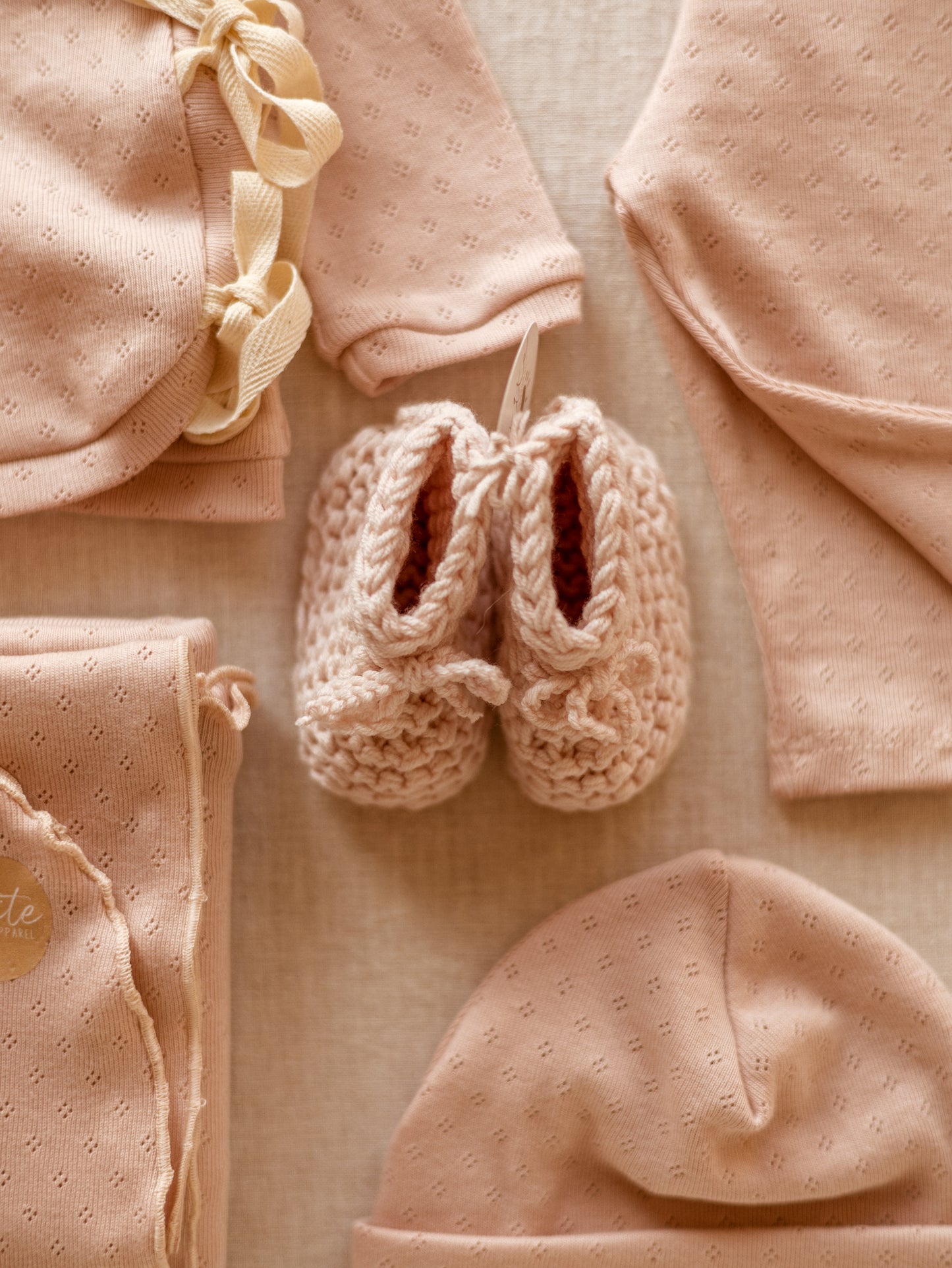 Newborn Set / Blush Pointoille