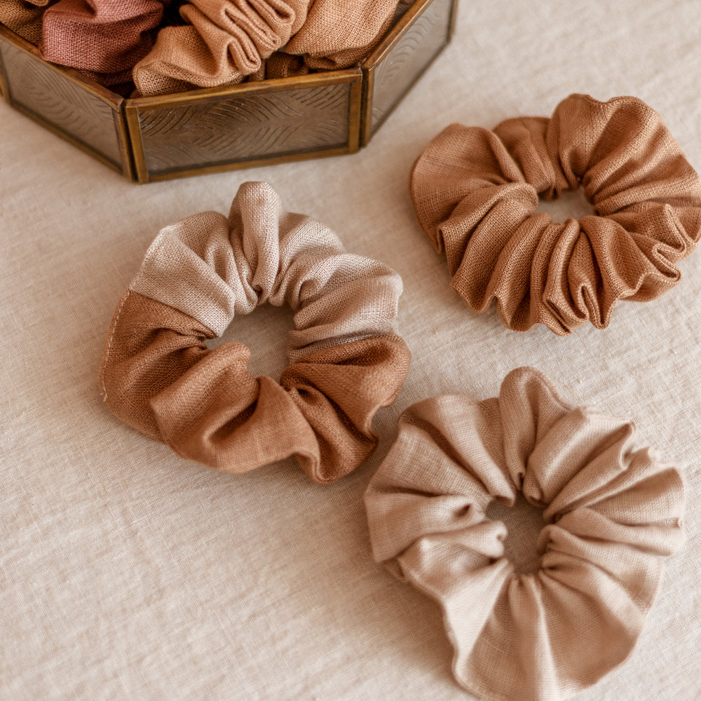 Wide Linen Scrunchie/ Powder-Terrarossa