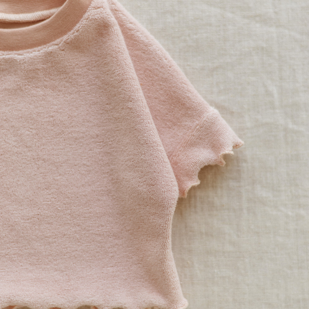 
                      
                        Terry T-shirt / Ruffles & Blush Terry
                      
                    