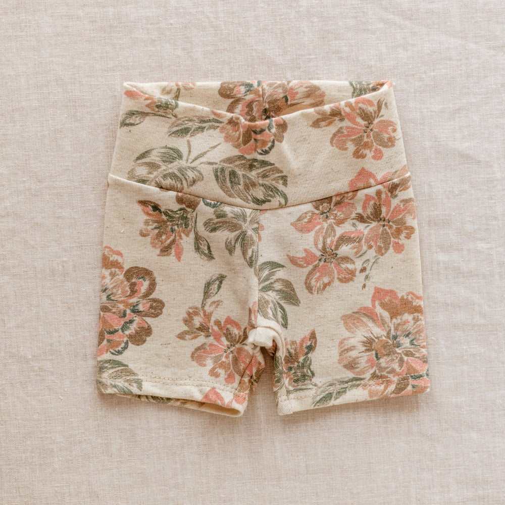 
                      
                        Girly bike shorts / Linen Floral Rose
                      
                    