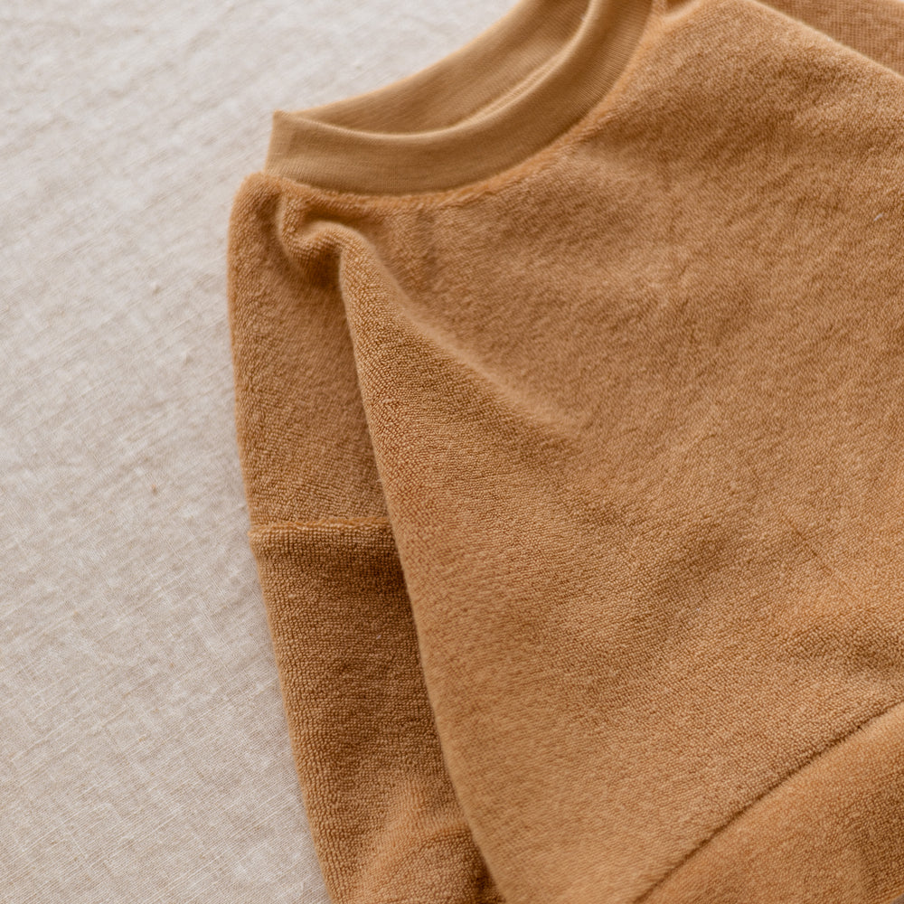 
                      
                        Terry Sweatshirt / Caramel
                      
                    