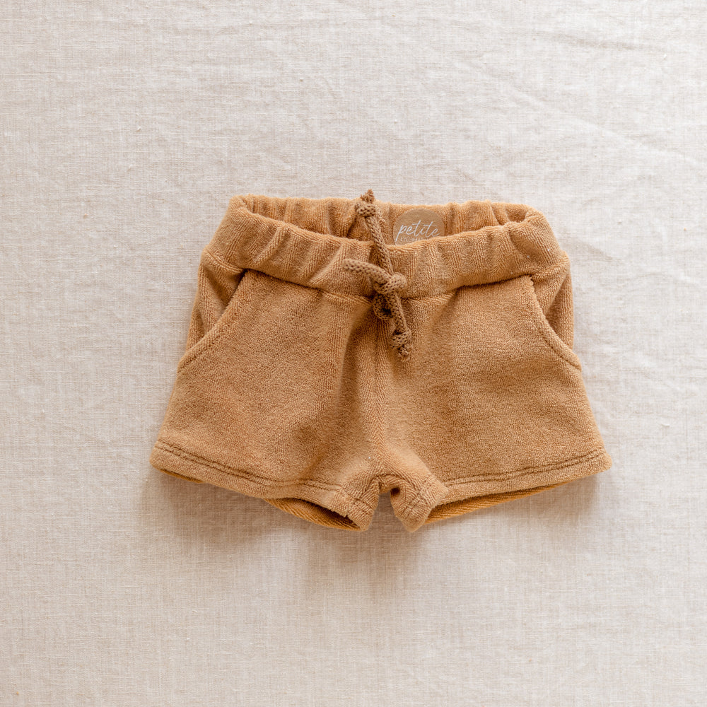 
                      
                        Terry shorts / Caramel
                      
                    