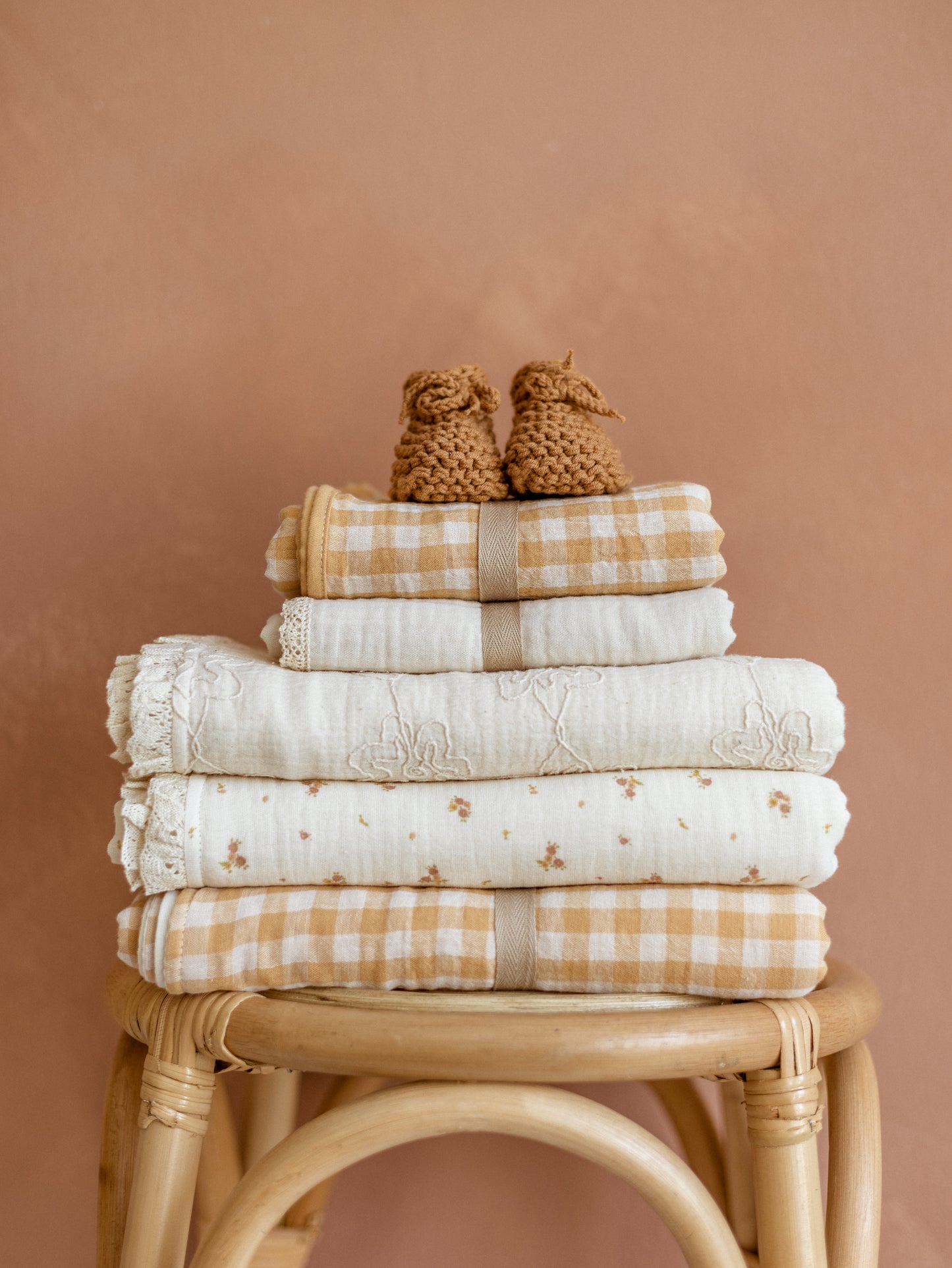 Baby Swaddle / Checkers - Honey Yellow