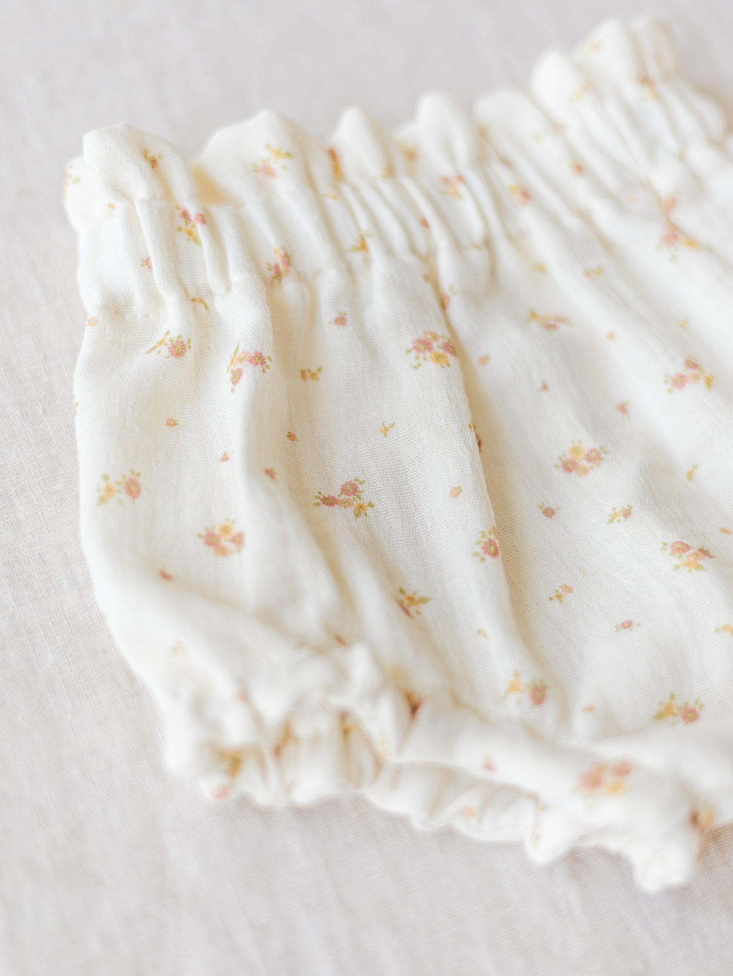 Bloomers / Vintage Old Rose Floral