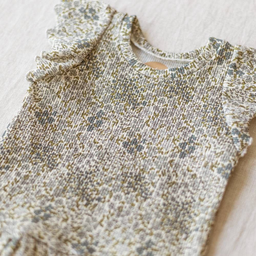 
                      
                        Girly t-shirt dress / Emerald Blossom
                      
                    
