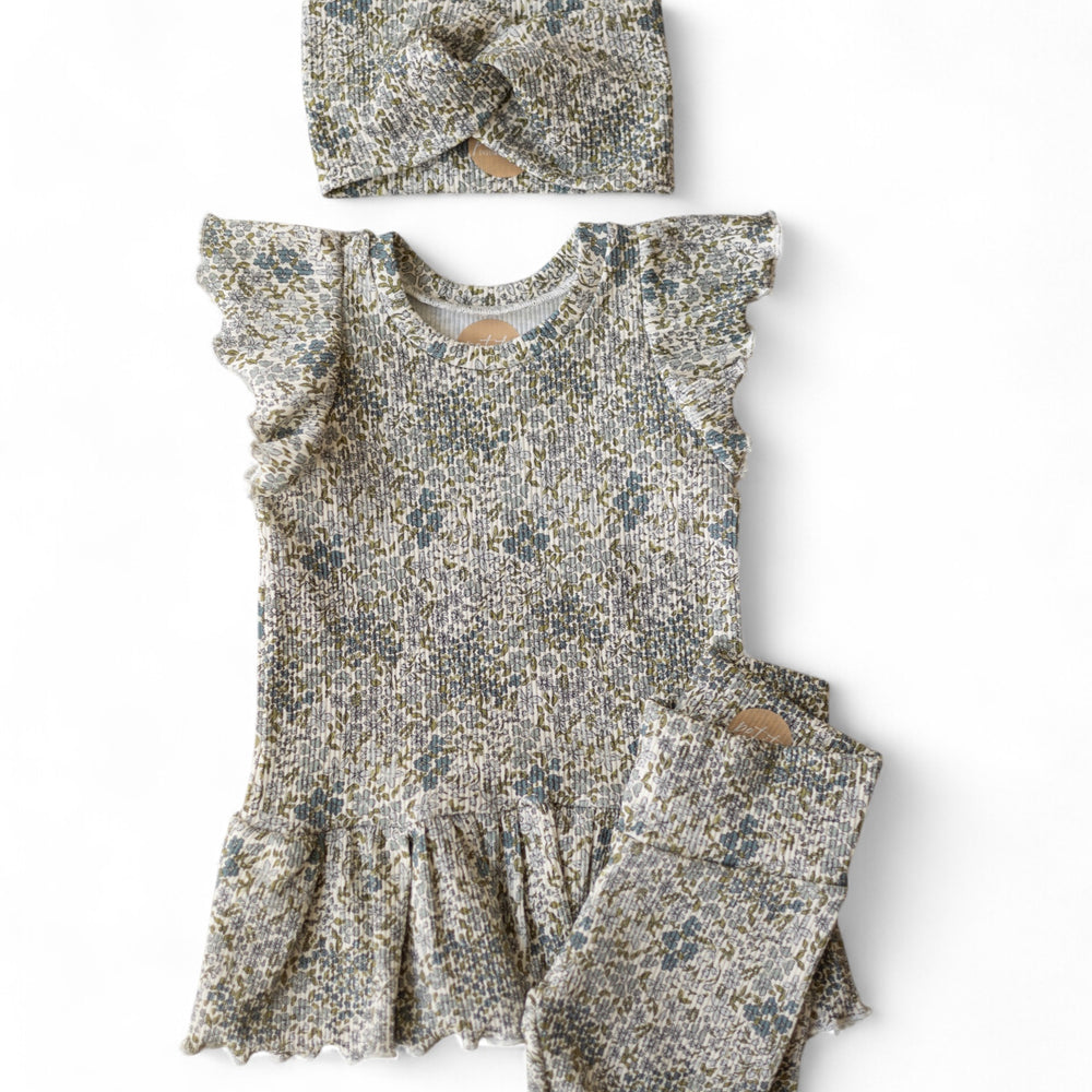 
                      
                        Girly bike shorts / Emerald Blossom
                      
                    