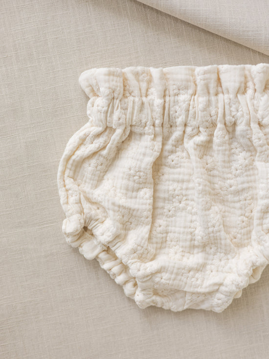 Baby bloomers / embroidered flowers ecru